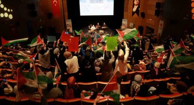 TDV'den İstanbul'da "Şehitlerimiz İçin Sözümüz Var" programı