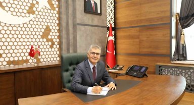 Vali Çelik, 10 Ocak Çalışan Gazeteciler Gününü kutladı