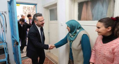 Vali Hüseyin Aksoy şehit ailesini ziyaret etti