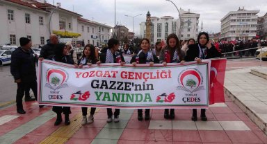 Yozgat'ta öğrenciler "Gazze Şeridi Yürüyüşü" gerçekleştirdi