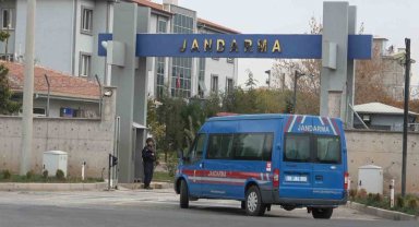 Aksaray'da 12 aranan şahıs jandarma ekiplerince yakalandı