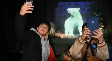 Ankara Büyükşehir Belediyesi, depremzede vatandaşları Dijital Hayvanat Bahçesi'nde ağırladı