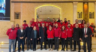 Anma programında depremde hayatını kaybeden vatandaşlara dua edildi