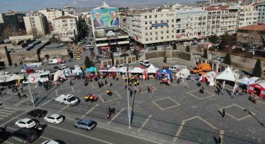Asrın felaketinde fedakarca çalışan ekipler, vatandaşları bilinçlendirdi