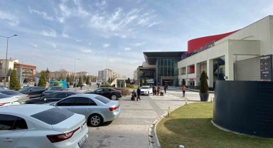 AVM sapığı serbest bırakıldı