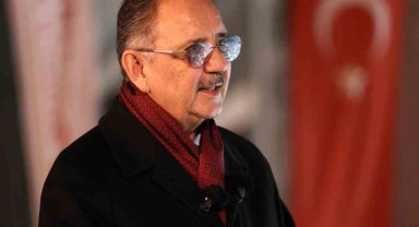 Bakan Özhaseki: "Deprem gibi hayati bir konuda bile algı çalışması yapmak isteyenler, vatandaşlarımızın söylediklerine kulak versinler"