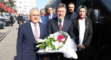 Bakan Yumaklı: "Son dönemdeki yaptığımız düzenlemeler, Türk tarımında devrim niteliğindedir"