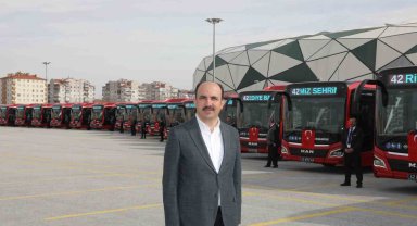 Başkan Altay: "Otobüs filomuz 53 yeni doğalgazlı otobüsle daha da güçlendirdik"