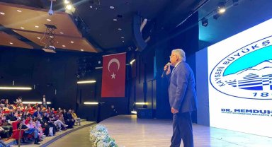 Başkan Büyükkılıç, miniklerin mutlu anlarına ortak oldu