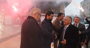 Başkan Büyükkılıç: ""Kayseri, büyükşehirler içerisinde yatırımlara en çok pay ayıran bir numaralı şehirdir"