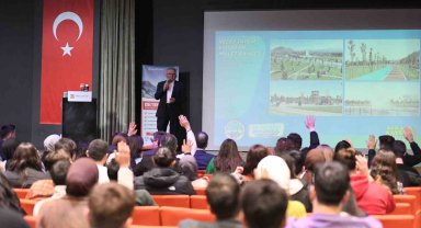 Başkan Büyükkılıç'tan gençlere "indirim" furyası