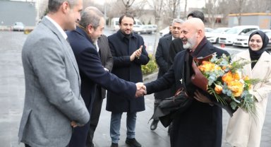Başkan Çolakbayrakdar, "Daha fazla çalışarak, yürümek yok, koşmak var"