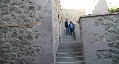 Başkan Çolakbayrakdar, "Kadim Erkilet'i, yeniden şehrin kültür hazinesi olarak kazandırıyoruz"