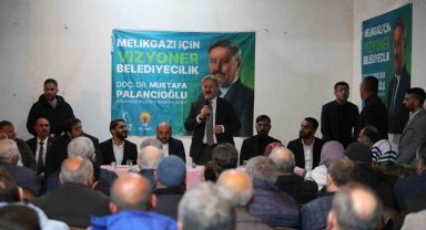 Başkan Palancıoğlu, 5 yılda yaptığı hizmetleri Battalgazi Mahalle halkı ile paylaştı