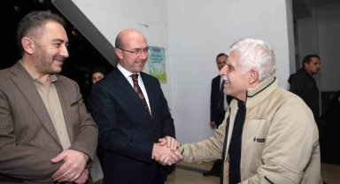 Başkan Pekyatırmacı vatandaşların kandil bereketine ortak oldu