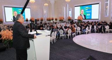 Başkan Yalçın: "Bina görevlilerimizle meslektaşız"