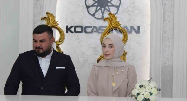 Bu çiftler evlilik yıl dönümünü 4 yılda bir kutlayacak