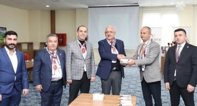 Bu proje ile başarılı bin öğrenci sınavlara yapay zeka desteği ile hazırlanacak