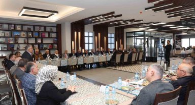 Büyükkılıç, KESOB'a bağlı oda başkanlarıyla buluştu