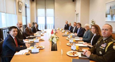 Cumhurbaşkanı Dış Politika ve Güvenlik Başdanışmanı Kılıç, ABD Dışişleri ve Savunma bakanlıkları müsteşar yardımcılarını kabul etti