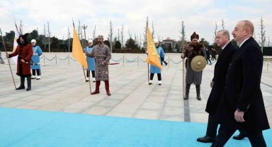 Cumhurbaşkanı Erdoğan, Azerbaycan Cumhurbaşkanı Aliyev'i resmi törenle karşıladı