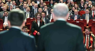 Cumhurbaşkanı Erdoğan: "Yüksek yargı kurumlarımız arasındaki ihtilafı gidermek mecburiyetindeyiz"