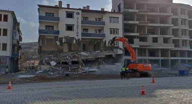 Depremden etkilenen 11 vilayetin dışında afet kapsamına alınan tek ilçe