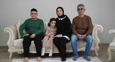 Depremzede aile bir kez daha evsiz kaldı: Ev almak isterken bir milyon liralık arabasından oldu