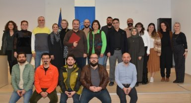 Eğitim Fakültesinde 'İki kere farklı bireyler' konusu konuşuldu