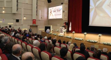 Erciyes Üniversitesi'nde 2023 yılı ödülleri sahiplerini buldu
