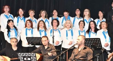 Eskişehir Yunus Emre Kültür Merkez'inde dönem sonu konseri
