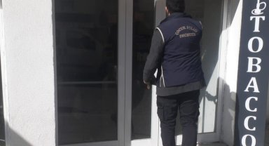 Eskişehir'de polis ekipleri okul çevresinde denetim yaptı