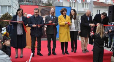 Güllük Belde Evi'nin açılışı yoğun katılımla gerçekleştirildi