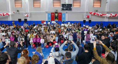 Güz dönemi kurslarının kapanış töreni şölen havasında gerçekleşti