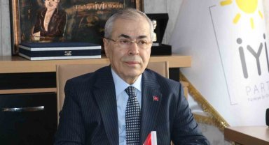 İYİ Parti Sivas Belediye Başkan adayı Mehmet Ceylan adaylıktan çekildi