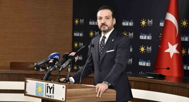 İYİ Parti Sözcüsü Zorlu: " 14 Mayıs'tan önce Akşener, bu teklifini getirdiğinde yapmış olsalardı farklı bir Türkiye'ye uyanmış olacaktık"