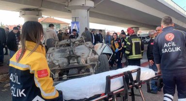 Karaman'da çarpışan otomobillerden biri takla attı: 3 yaralı