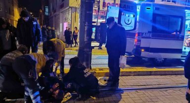 Karşıdan karşıya geçerken düşen yaşlı adam yaralandı