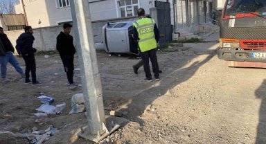 Kontrolden çıkan otomobil devrildi: 1 yaralı