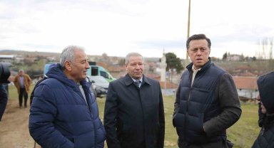 Nebi Hatipoğlu 63 hayvanı telef olan vatandaşı yalnız bırakmadı