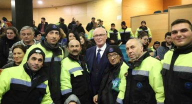 Odunpazarı Belediye Başkanı Kurt, 6 Şubat sebebiyle 3 depremzede personele idari izin verdi