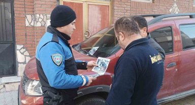 Polis ekipleri vatandaşlara hırsızlıklar hakkında bilgilendirme broşürü dağıttı
