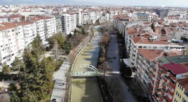 Porsuk Çayı'nın rengi yağışlar sonrası değişti