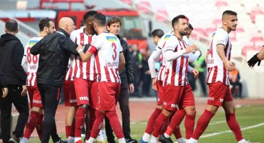 Sivasspor, ligde 8. galibiyetini aldı