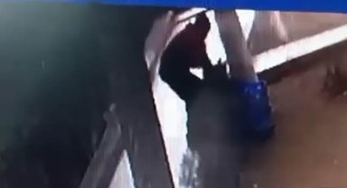 Su paralarına göz diken hırsız güvenlik kamerasına yakalandı