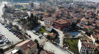 Terk edilen, yıkılan veya yıkılmaya yüz tutan tarihi evler endişe kaynağı