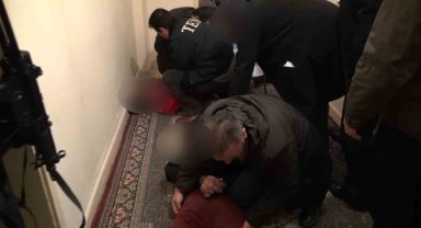 Terör operasyonunda Amerikan, Jamaika doları ele geçirildi: 3 gözaltı