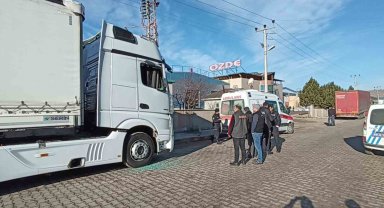 Tır şoförü ölü bulundu