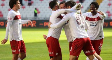 Trendyol Süper Lig: E.Y Sivasspor: 4 - Pendikspor: 1