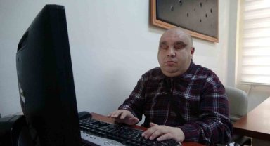Yabancı masallardaki yanlışı düzeltmek için görmeyen gözleriyle masal kitabı yazdı
